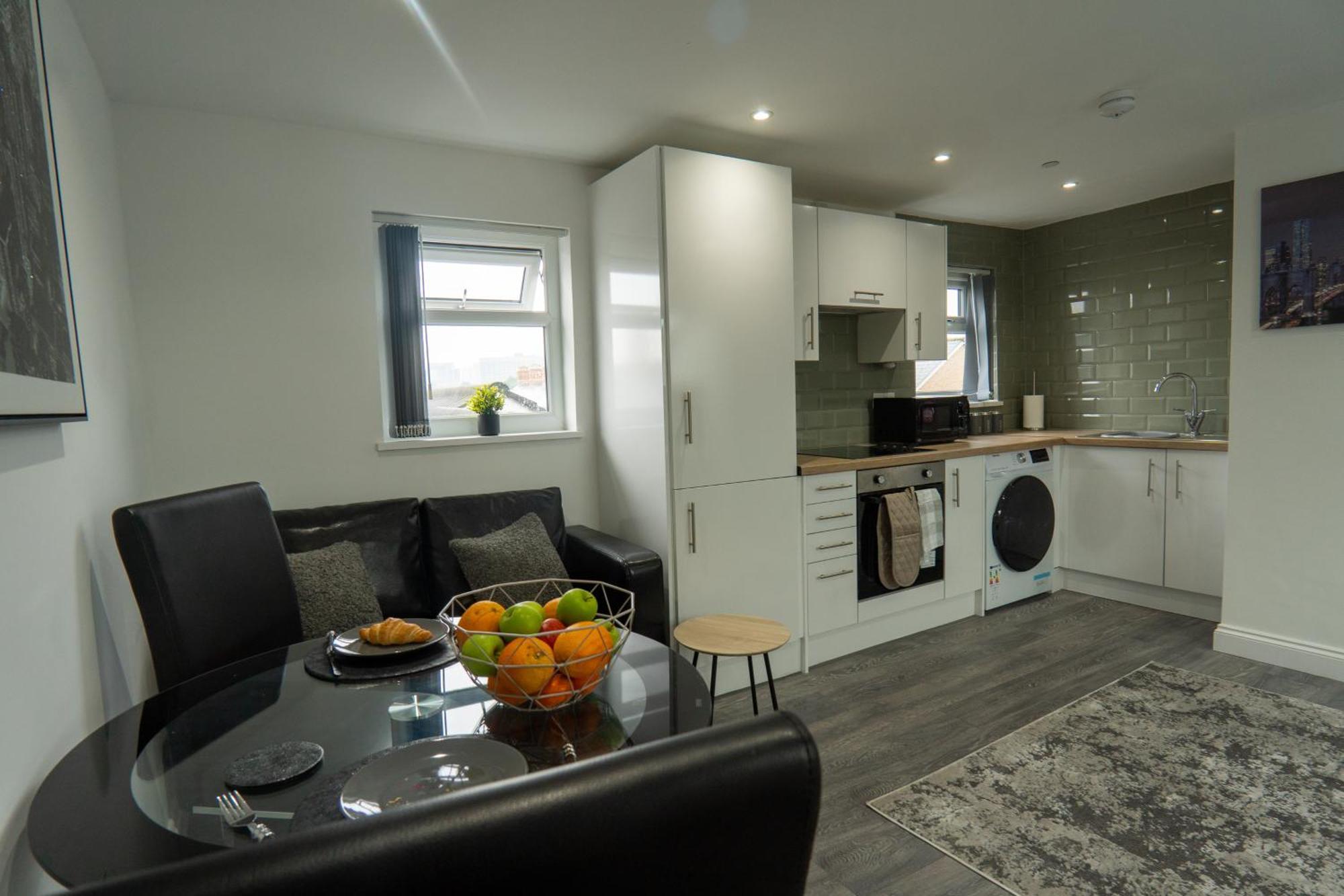 Modern Apartments Near Cardiff City Centre Exterior photo